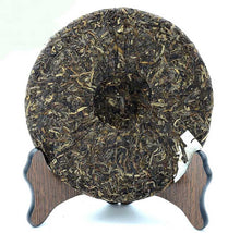 Laden Sie das Bild in den Galerie-Viewer, 2011 XiaGuan "Yin Xia Guan" (Silver Xiaguan) Cake 357g Puerh Raw Tea Sheng Cha - King Tea Mall