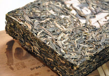 Load image into Gallery viewer, 2013 MengKu RongShi "100%" Brick 500g Puerh Raw Tea Sheng Cha - King Tea Mall