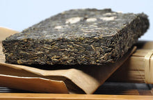 Load image into Gallery viewer, 2013 MengKu RongShi "100%" Brick 500g Puerh Raw Tea Sheng Cha - King Tea Mall