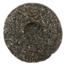 Load image into Gallery viewer, 2010 DaYi "7542" Cake 357g Puerh Sheng Cha Raw Tea - King Tea Mall
