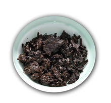 Load image into Gallery viewer, 2015 DaYi "7672" Cake 357g Puerh Shou Cha Ripe Tea - King Tea Mall