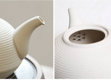 Load image into Gallery viewer, Chaozhou &quot;Sha Tiao&quot; Water Boiling Kettle in White Clay 680ml