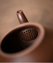 Load image into Gallery viewer, Yixing "Li Xing" (Pear Style) Teapot in Jiang Po Ni Clay