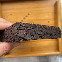 將圖片載入圖庫檢視器 2004 LaoTongZhi "Cha Zhuan - Zhu Pi Cha" (Tea Brick - Bamboo Neifei) 250g Puerh Ripe Tea Shou Cha