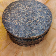 Load image into Gallery viewer, 2009 TuLinFengHuang "930" Cake 125g *4pcs  Puerh Sheng Cha Raw Tea