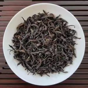 Oolong "Wu Yi Rou Gui" or "Wuyi Rougui / Cinnamon" (from China Tea Book)
