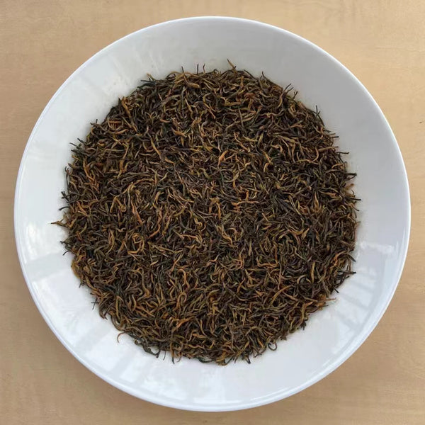 Black Tea "Xiao Zhong Hong Cha" or "Souchong Black Tea" (from China Tea Book)