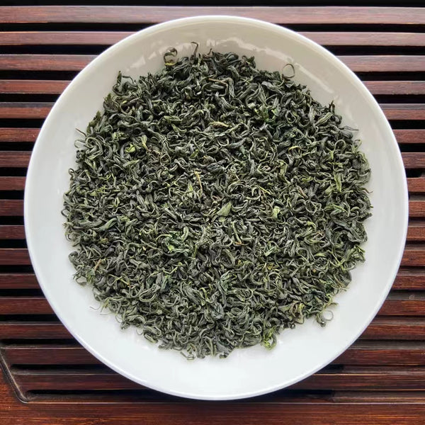 Green Tea "Yun Wu Tea" or "Yunwu / Cloud & Frog Tea" (from China Tea Book)