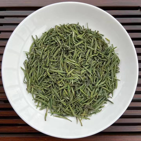 Green Tea "Zhu Ye Qing" or "Bamboo Leaf Green Tea" (from China Tea Book)