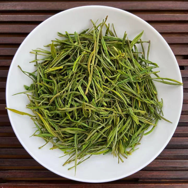 Green Tea "An Ji Bai Cha" or "Anji White Tea" (from China Tea Book)