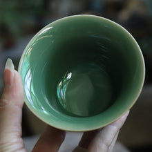 Load image into Gallery viewer, &quot;Qing Ci&quot; Celadon Porcelain Gaiwan 100ml / 170ml