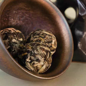 2025 XiaGuan "Yue Guang · Bai Cha" (Moonlight · White Tea) Dragon Ball 160g Bai Cha White Tea