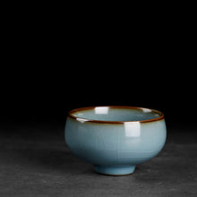 Laden Sie das Bild in den Galerie-Viewer, &quot;Ru Yao&quot; Kiln Porcelain, Gaiwan 120ml, Cup 100ml, Pitcher 220ml, Strainer