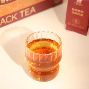 2025 XiaGuan "Gu Shu - Hong Cha" (Old Tree Black Tea) 120g Yunnan Fengqing Dianhong