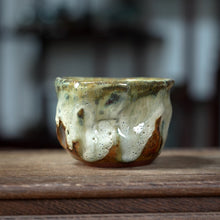 Load image into Gallery viewer, Japanese-Style Hand-Pinched Wood-Fired Kiln-Glazed Crackle Pattern Tea Cup (100ml), 4 Variations.