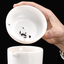 Laden Sie das Bild in den Galerie-Viewer, Dehua White All-Ceramic Tea Strainer / Filter  919 Micro Holes