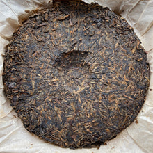 Load image into Gallery viewer, 1999 CNNP Puerh - LaoTongZhi Hong Yin - Cai Fei - Dan Fei (Red Mark - Cut Mark - - photo 11