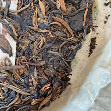 Load image into Gallery viewer, 2004 ChangTai Chang Tai Hao - Ye Sheng Ji Pin - Bu Lang ( Wild Premium - Bulang) - photo 9