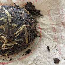 Load image into Gallery viewer, 2004 XiaGuan Nan Zhao (Nanzhao Tuo) 100g Puerh Sheng Cha Raw Tea - photo 13