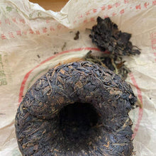 Load image into Gallery viewer, 2004 XiaGuan Nan Zhao (Nanzhao Tuo) 100g Puerh Sheng Cha Raw Tea - photo 6