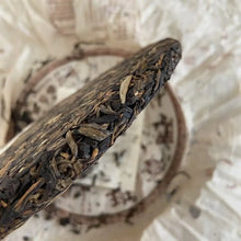 Load image into Gallery viewer, 2005 LiuDaChaShan Ban Zhang - Ye Sheng Cha - Te Ji Pin (Banzhang - Wild Tea - Sp - photo 9