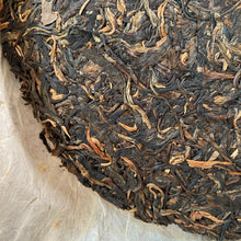 Load image into Gallery viewer, 2006 CNNP Puerh 8881 (Premium Bulang) Cake 357g Puerh Raw Tea Sheng Cha - photo 6