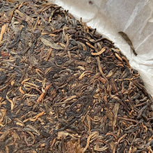 Load image into Gallery viewer, 2007 DaYi 7532 Cake 357g Puerh Sheng Cha Raw Tea - photo 5