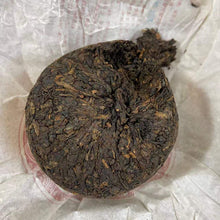 Charger l'image dans la galerie, 2009 DaYi Tuan Cha (Round Ball Tea) Tuo 357g Puerh Shou Cha Ripe Tea - photo 4