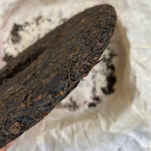 Load image into Gallery viewer, 2009 Nanqiao Wu Yin Cha Pin (My Signature Tea) Cake 357g Puerh Ripe Tea Shou Cha - photo 5