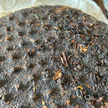 Load image into Gallery viewer, 2009 XiaGuan Sheng Tai Lao Shu (Organic Old Tree) 400g Puerh Raw Tea Sheng Cha - photo 7