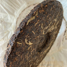 Load image into Gallery viewer, 2010 XiaGuan Nan Zhao Yuan Cha (Nanzhao Round Cake) 454g Puerh Raw Tea Sheng Cha - photo 7