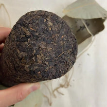Load image into Gallery viewer, 2012 JingWei Fu Tea Fu Cha Zhu (Fu Tea Pillar) 700g Dark Tea, Shaanxi - photo 2