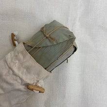 Load image into Gallery viewer, 2012 JingWei Fu Tea Fu Cha Zhu (Fu Tea Pillar) 700g Dark Tea, Shaanxi - photo 4