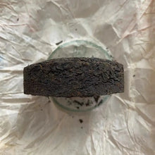 Load image into Gallery viewer, 2015 Sanhe Liu Bao - 0307- Gui Qing Zhong (Guiqing Variety) Cake 100g Liu Bao Te - photo 4