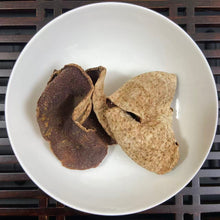 Load image into Gallery viewer, 2018 KingTeaMall Chen Pi - He Xin - Tian Ma Cun (Aged Tangerine Peel - Core Regi