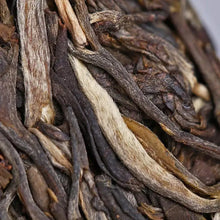 Charger l'image dans la galerie, 2019 LaoTongZhi "7548 - Classical Version" Cake 357g Puerh Sheng Cha Raw Tea - King Tea Mall - photo 2