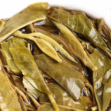 Charger l'image dans la galerie, 2019 LaoTongZhi "7548 - Classical Version" Cake 357g Puerh Sheng Cha Raw Tea - King Tea Mall - photo 4