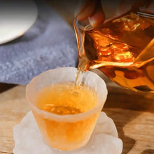 Load image into Gallery viewer, 2020 XiaGuan Yue Hua - Gu Shu (Moonglow - Old Tree) Cake 320g White Tea, Jinggu, - photo 4