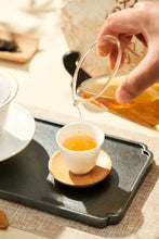 Load image into Gallery viewer, 2022 DaYi Nan Guo Qiu Yun (Southern Autumn Charm) Cake 357g Puerh Sheng Cha Raw  - photo 6