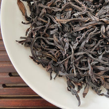 Load image into Gallery viewer, 2023 Spring FengHuang DanCong Lao Cong- Ya Shi Xiang (Old Bush - Duck Poop Fragr - photo 3