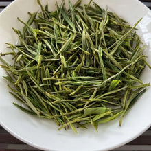Load image into Gallery viewer, 2025 Early Spring An Ji Bai Cha (AnJi BaiCha) A+ Grade Green Tea, ZheJiang Provi - photo 6