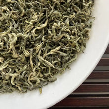 Load image into Gallery viewer, 2025 Early Spring Bi Luo Chun (DongTing BiLuoChun) A++++ Grade Green Tea, JiangS - photo 4