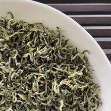 Load image into Gallery viewer, 2025 Early Spring Bi Luo Chun (DongTing BiLuoChun) A++++ Grade Green Tea, JiangS - photo 5