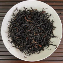 Load image into Gallery viewer, 2025 Early Spring Black Tea Ye Sheng - Shai Hong (Wild Tea - Sun Dried), A++ Gra