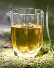 Load image into Gallery viewer, 2025 XiaGuan "Yan Yun - Long Zhu" (Rock Charm - Bandong Region 7-9 Years Aged Tea - Dragon Ball) Tuo 160g/Box Puerh Raw Tea Sheng Cha, Lincang Region - King Tea Mall - photo 8