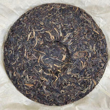 Load image into Gallery viewer, 2014 RongDongDa &quot;Bing Dao&quot; (Bingdao Region) Cake 400g Puerh Sheng Cha Raw Tea