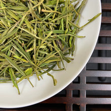 Load image into Gallery viewer, 2026 Early Spring An Ji Bai Cha (AnJi BaiCha), A+ Grade Loose Leaf, Green Tea, Z - photo 4