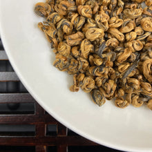 Load image into Gallery viewer, 2026 Early Spring Black Tea Mi Xiang Jin Luo (Honey Aroma Golden Snaill) A+++ Gr - photo 4