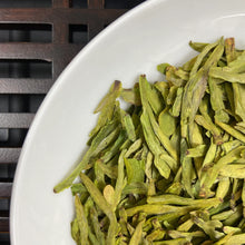 Carica l'immagine nel visualizzatore di Gallery, 2026 Early Spring Long Jing (Dragon Well) A+++ Grade Green Tea, ZheJiang Provinc - photo 3