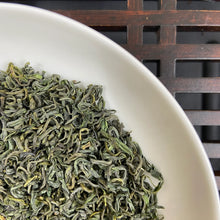 Load image into Gallery viewer, 2026 Early Spring Yun Wu (Yunwu / Cloud Fog) A+++ Grade Green Tea - photo 5